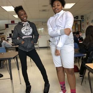 Meet your Posher, Mya